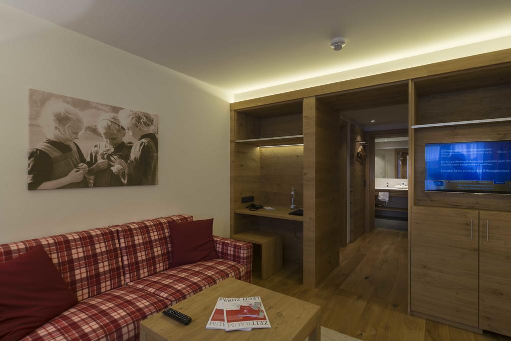 Hotel Garni Panorama Lech am Arlberg Habitación foto