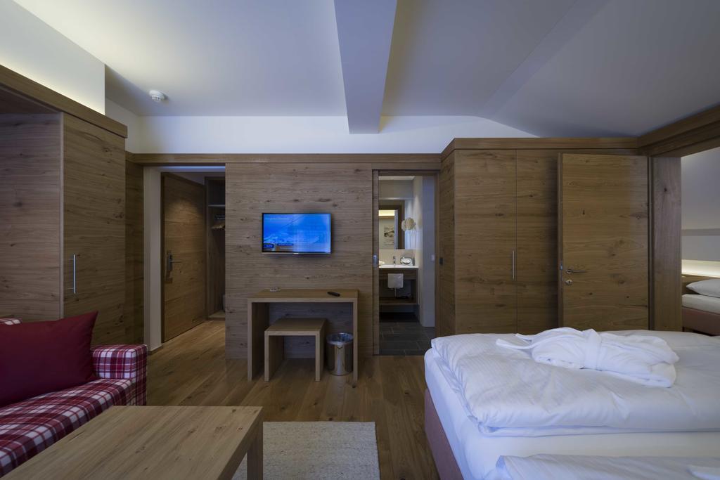 Hotel Garni Panorama Lech am Arlberg Habitación foto